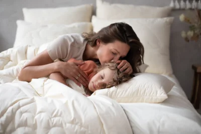 Kobieta tuli chłopca do snu