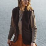 Classic women’s wool vest – dark brown