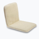 siedzisko wełniane ecru na neutralnym tle