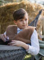 Children’s wool vest – a cozy body warmer - Image 3